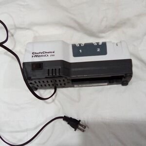 Hybrid 250 Electric Knife Sharpener - White and Black
